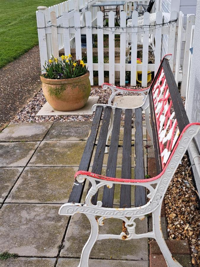 Beside The Sea Chalet, Mablethorpe Buitenkant foto